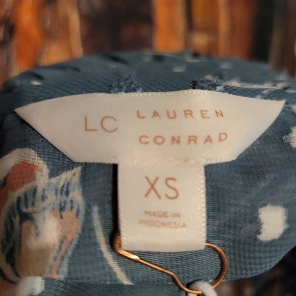 Lauren Conrad Women's 3/4 Sleeve Blouse - Picture 5 of 9